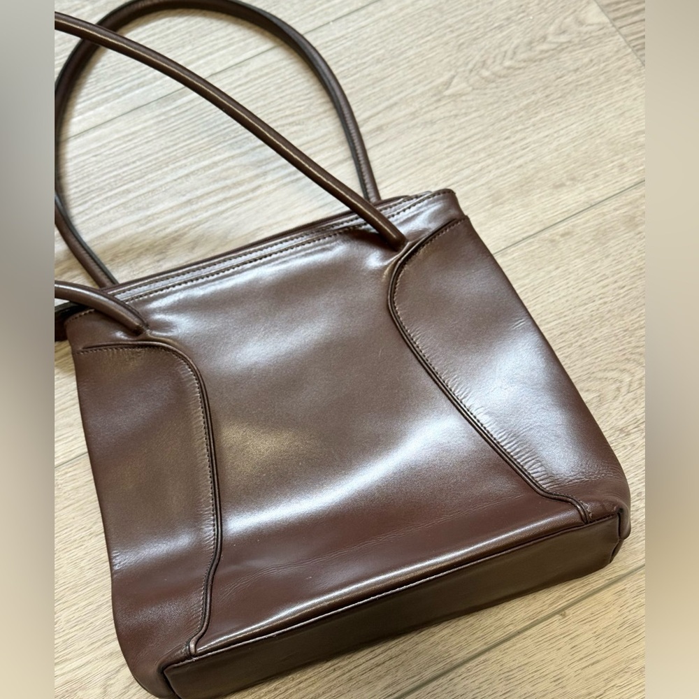 Monroy Genuine Leather Women’s Shoulder Bag - Picture 2 of 5